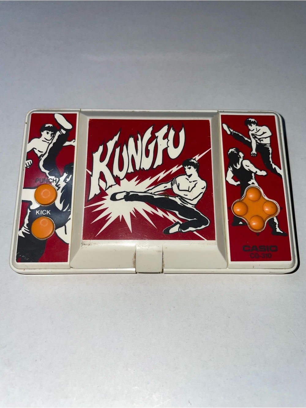 VTG 1984 Casio Kung Fu CG-310 Handheld LCD Electronic Game In Working Condition.